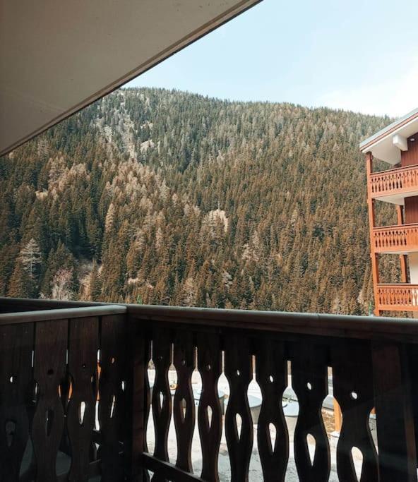 Appartement Aux Pieds Des Pistes Modane Extérieur photo